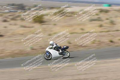 media/Apr-20-2025-AHRMA (Sun) [[393a79c373]]/Race/Group 11 early race/Turn 4b/